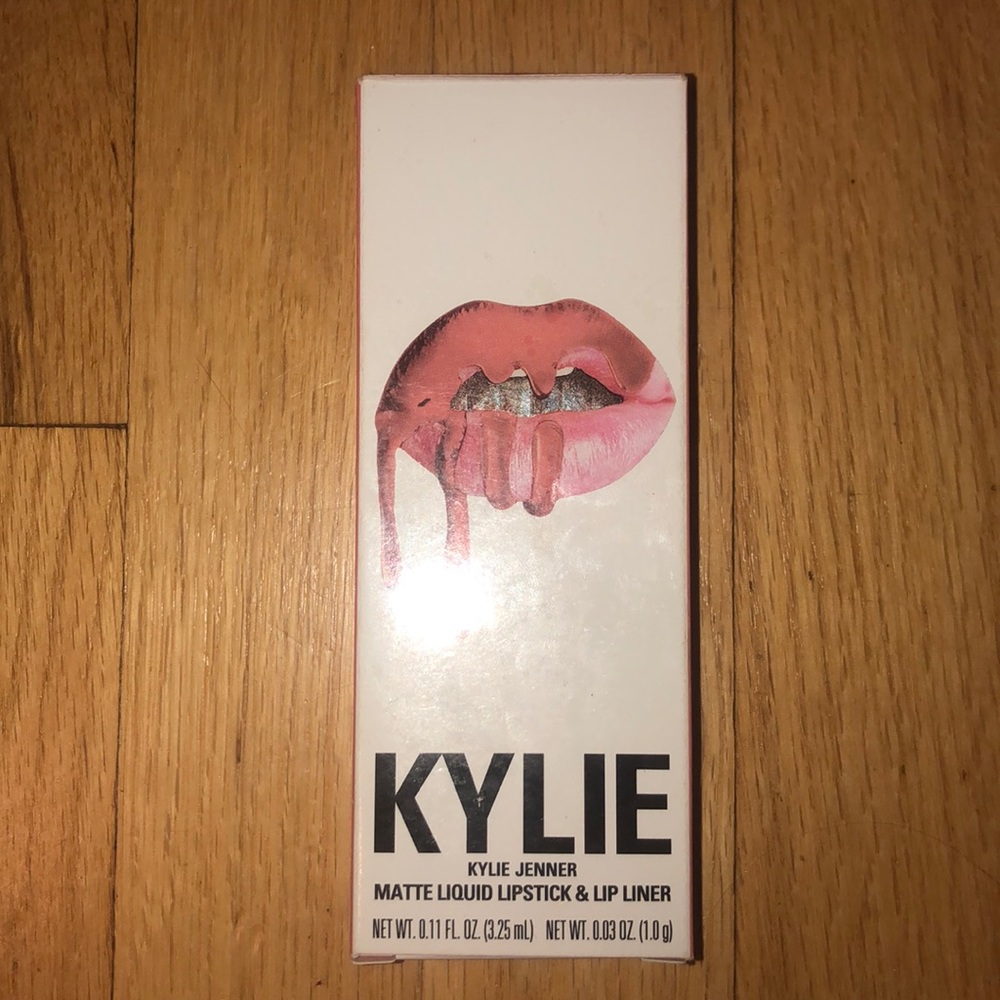 Kylie lip kit